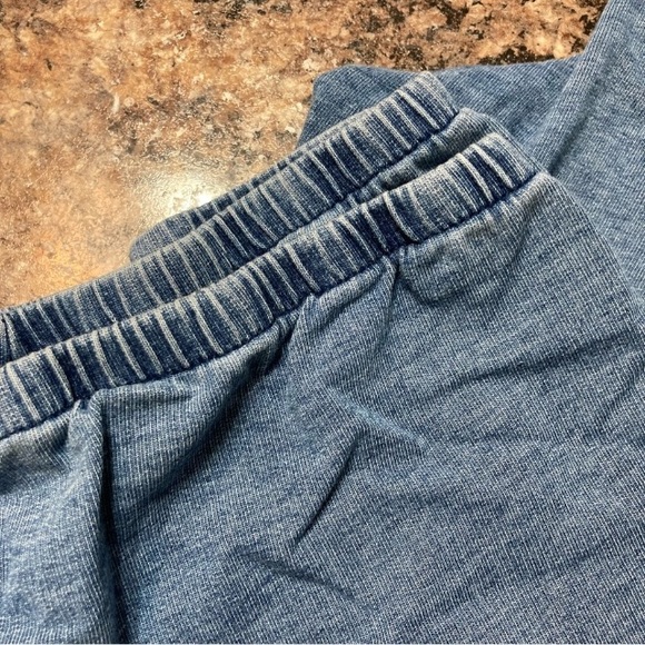 Fabletics Relaxed Set - Picture 6 of 10